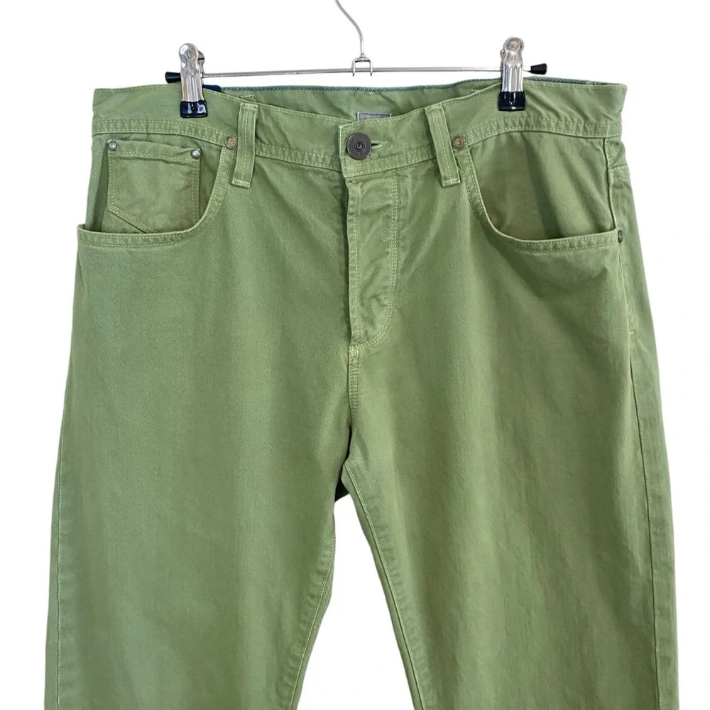 citizens of humanity - Core Straight leg Mom Jean in Pea Green - 33 -USA